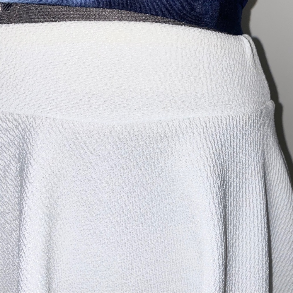 White Skirt - Picture 2 of 3